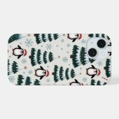 ペンギンとクリスマスツリーiPhone / iPadケース iPhone 15ケース (裏面横)