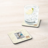 ペンギンによって上げられる コースター (右側)