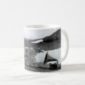 ペンギンのためのShackletonのNimrodの蓄音機音楽 コーヒーマグカップ (正面右)