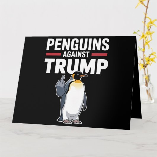 ペンギンのひれを上げてトランプに抵抗するペンギン カード (黄色い花)