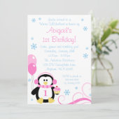 ペンギンのカップケーキが冬のオンダーランドピンク色のブルーに渦巻く 招待状 (スタンド正面)