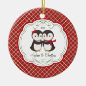 ペンギンのカップル愛かわいいクリスマスのオーナメント セラミックオーナメント (正面)