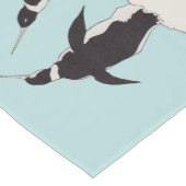 ペンギンのペア ショートテーブルランナー (コーナー)