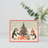 ペンギンの家族でクリスマスツリーを飾る ポストカード (スタンド正面)