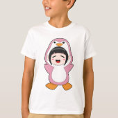 ペンギンの衣装を着た子ども Tシャツ (正面)