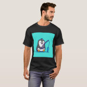 ペンギンの釣り人 釣り竿 魚 Tシャツ (正面フル)