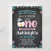 ペンギンの1歳誕生日招待状 黒板 招待状 (正面)