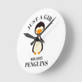 ペンギンを愛する女の子だ ラウンド壁時計 (傾斜)