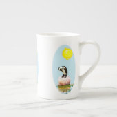 ペンギンを日に照らす ボーンチャイナマグカップ (右)