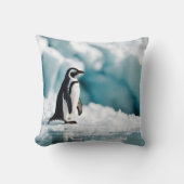 ペンギンオンアイスバーグ クッション (正面)