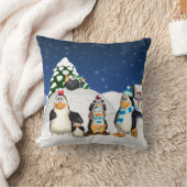 ペンギン家族の冬休みの装飾用クッション クッション (ブランケット)
