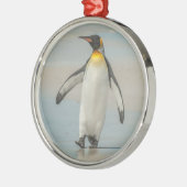 ペンギン歩くオンビーチ メタルオーナメント (左)