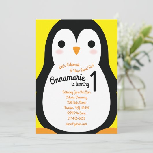 ペンギン1歳の誕生日かわいい冬の招待状 招待状 (スタンド正面)