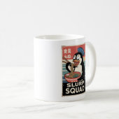 ペンギ食べンのラーメンおもしろいスラップ隊 コーヒーマグカップ (正面右)