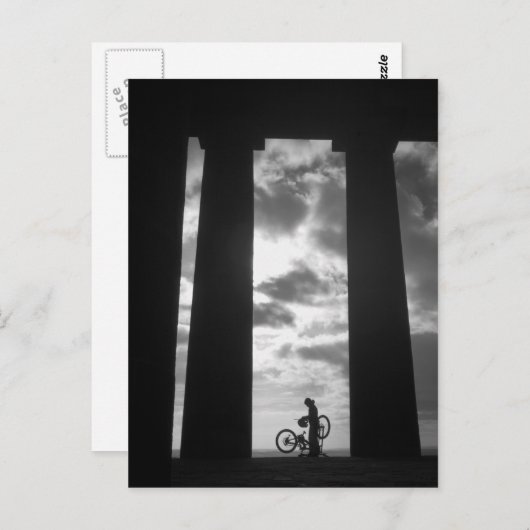 ペンショーモニュメントとバイクもしくは自転車に乗る人はがき ポストカード (正面/裏面)