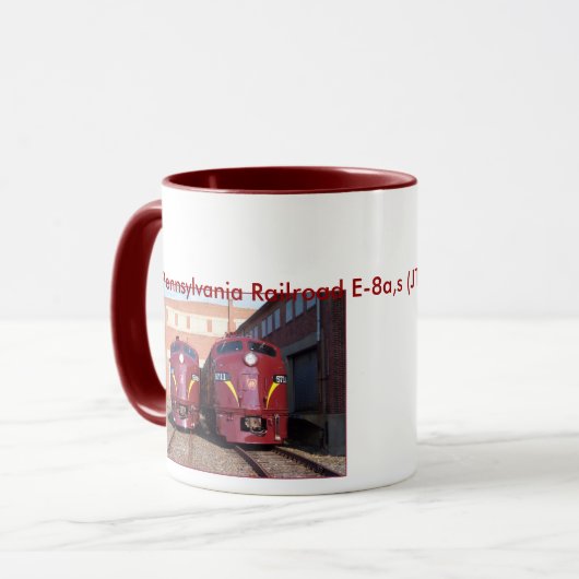 ペンシルバニアの鉄道E-8a、s (JTFS) 5809および5711 マグカップ (正面左)