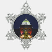 ペンシルバニア州キャピトルクリスマスツリーライト スノーフレークピューターオーナメント (正面)