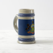 ペンシルバニア州旗を持つマグカップ州 – 米国 ビールジョッキ (正面左)