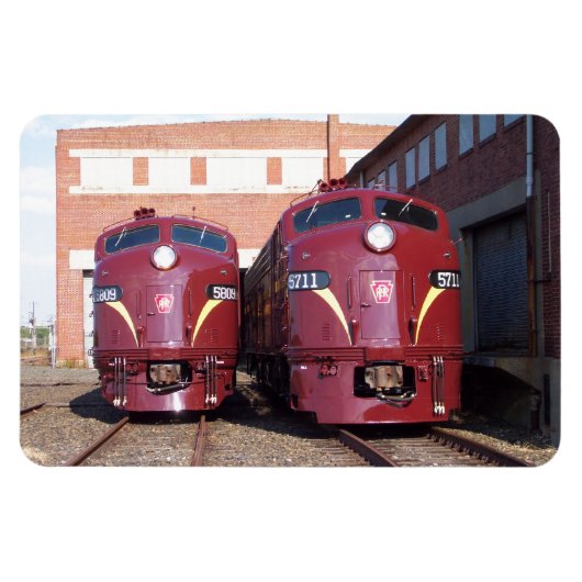 ペンシルバニア鉄道E-8a,s (JTFS) 5809および5711 マグネット (横)