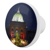 ペンシルベニア州議事堂のクリスマスツリー点灯式 セラミックノブ (右)