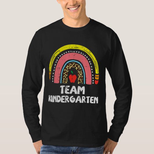 ペンシルレインボーチーム幼稚園スクーの最終日 Tシャツ (正面)
