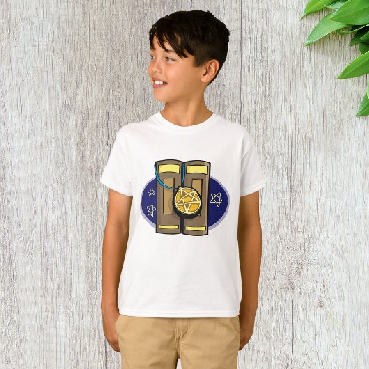 ペンタグラムの護符が付いた古代の石板 Tシャツ