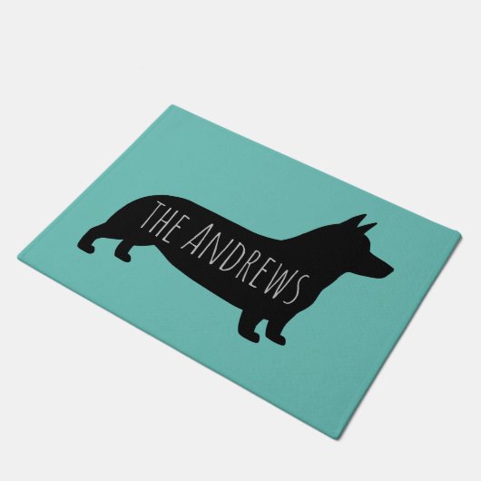 ペンブロークウェルシュコーギーシルエットカスタム文字付き ドアマット (アングル)