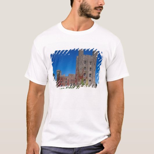 ペンリン城、グウィネズ、ウェールズ 2 Tシャツ (正面)