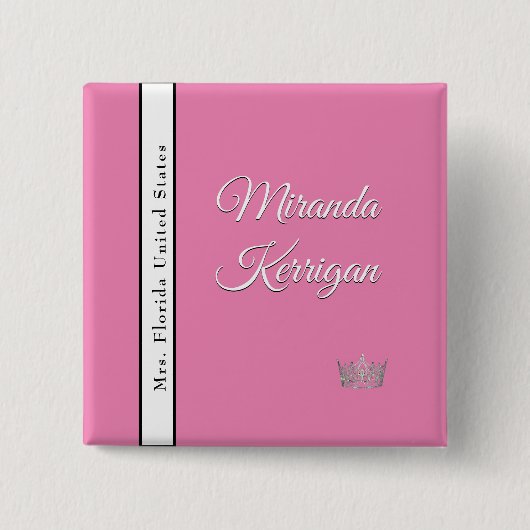 ページントサッシボタンピン |ピンク背景クラウン 缶バッジ (正面)