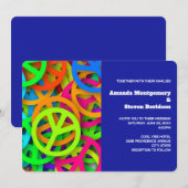 ペースサイン柄のグルービーな60年代風結婚式 招待状 (正面/裏面)