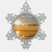 ペータークリスマスオーナメントと冬のビーチ スノーフレークピューターオーナメント (正面)