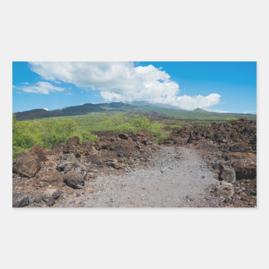 ホアピリ遊歩道に沿った溶岩と山の風景 長方形シール (正面)