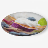 ホイップクリームが入った美味しいブルーベリーカップケーキ ペーパープレート (アングル)