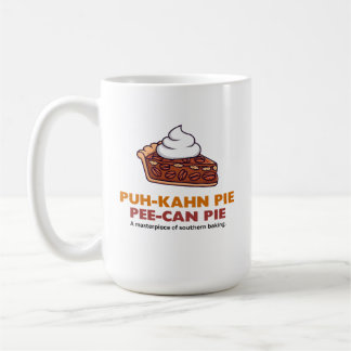 ホイップクリームが添えられたペカンパイのスライス コーヒーマグカップ