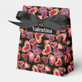 ホイルかわいらしテクスチャスタック二重ハート棒つきキャンデー フェイバーボックス (正面サイド)