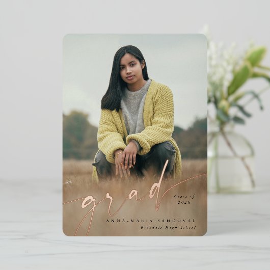 ホイルスクリプト2枚の写真卒業のお知らせ 箔招待状 (立ち正面)