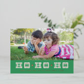 ホイルタイポグラフィホホホホホホホリデーカード – 緑 箔招待状 (立ち正面)