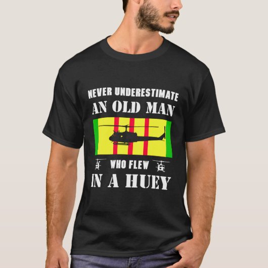 ホイー・ヴィエトンに飛んだ老人を決して過小評価しない Tシャツ (正面)