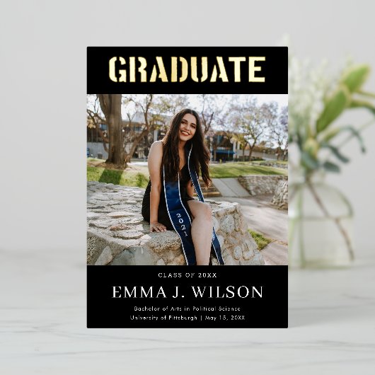 ホイ実在ル2フォトブラック卒業発表 箔招待状 (立ち正面)