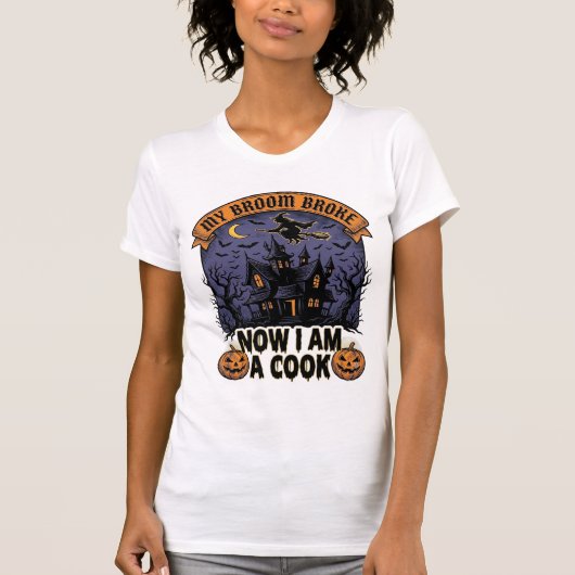 ホウキが壊れた魔女 ハロウィン クック パン_1 Tシャツ (正面)