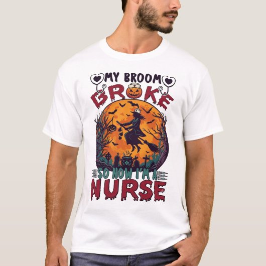 ホウキを折った看護師のハロウィンウィッチ満月とコウモリ_1 Tシャツ (正面)