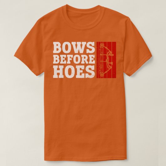 ホエスアーチェリー弓射手の前の弓 Tシャツ (デザイン正面)