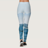 ホエールテールシースケープ：劇的な水。 レギンス (裏面)