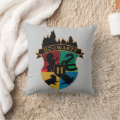 ホグワーツ™キャッスルクレストプライドバッジ クッション (ブランケット)