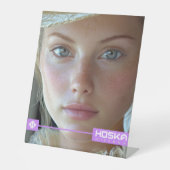 ホスカ 台座サイン (正面)