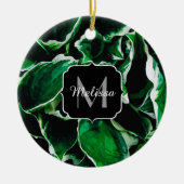 ホスタウ鮮やかンドゥラタ緑葉植物モノグラム セラミックオーナメント (正面)