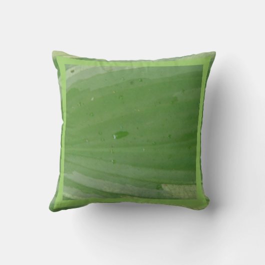 ホスタ葉、ほぼ無地の緑の枕 クッション (裏面)