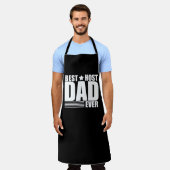 ホスト最高のパパは常に幸せな父祖の日ギフトアイディア エプロン (着用した状態)