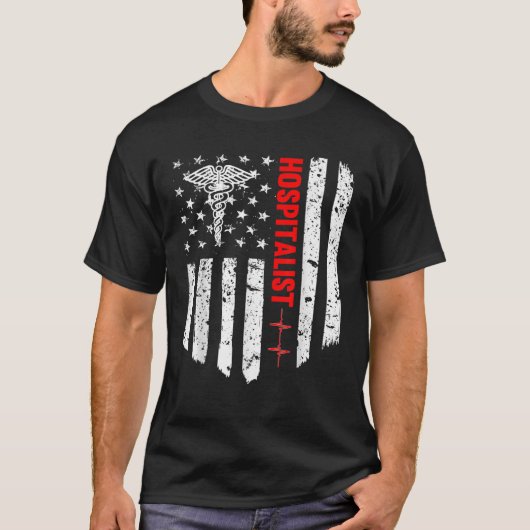 ホスピタリストのアメリカ国旗の愛国的医療ギフト Tシャツ (正面)
