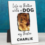 ホッカスタムトペット犬の名前ホワイトブラック フォトプラーク<br><div class="desc">私たちの"Life is Better with a Dog"イーゼル付き卓上プラークで心温まるtouchを追加！このプラ魅力的ークは愛犬家に最適で、デザインと心温まる引用文を備えお洒落、あなたの家を明るくする。机や棚やマントルに置いてあるとしても、一瞬のスマイルを招き祝て、怒り狂った友を持つ喜び最高のをもたらす。簡単から展示までのイーゼルが風を吹き込み、お気に入りの方に最適な贈り物。今すぐ買い物して子犬の愛を追加あなたのデコール！白/黒</div>